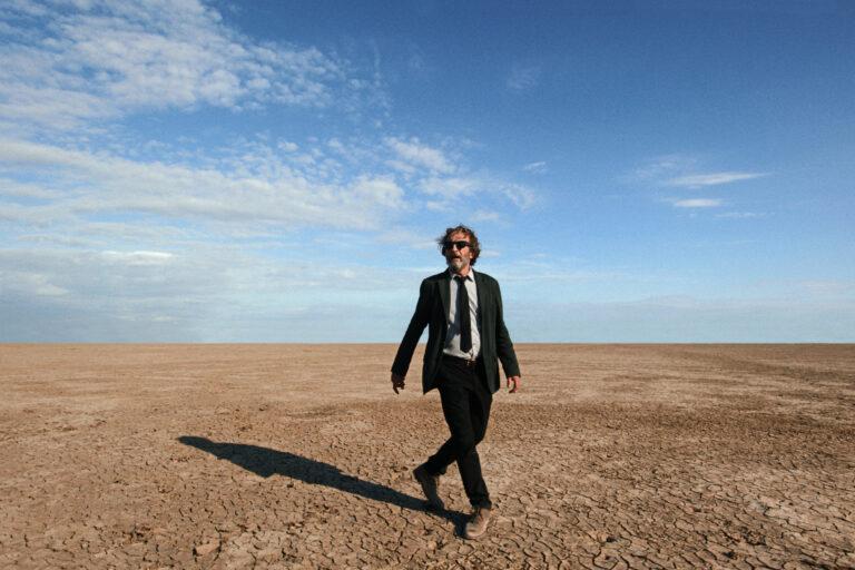 zly-sen-imigranta-recenzja-bardo-camerimage-2022