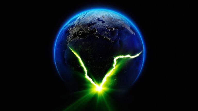 obcy-laduje-na-ziemi-w-zwiastunie-alien-earth